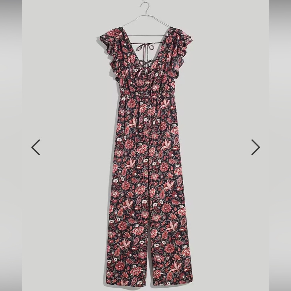 Madewell Deep-V Ruffled Jumpsuit in Pampas Blooms - Medium